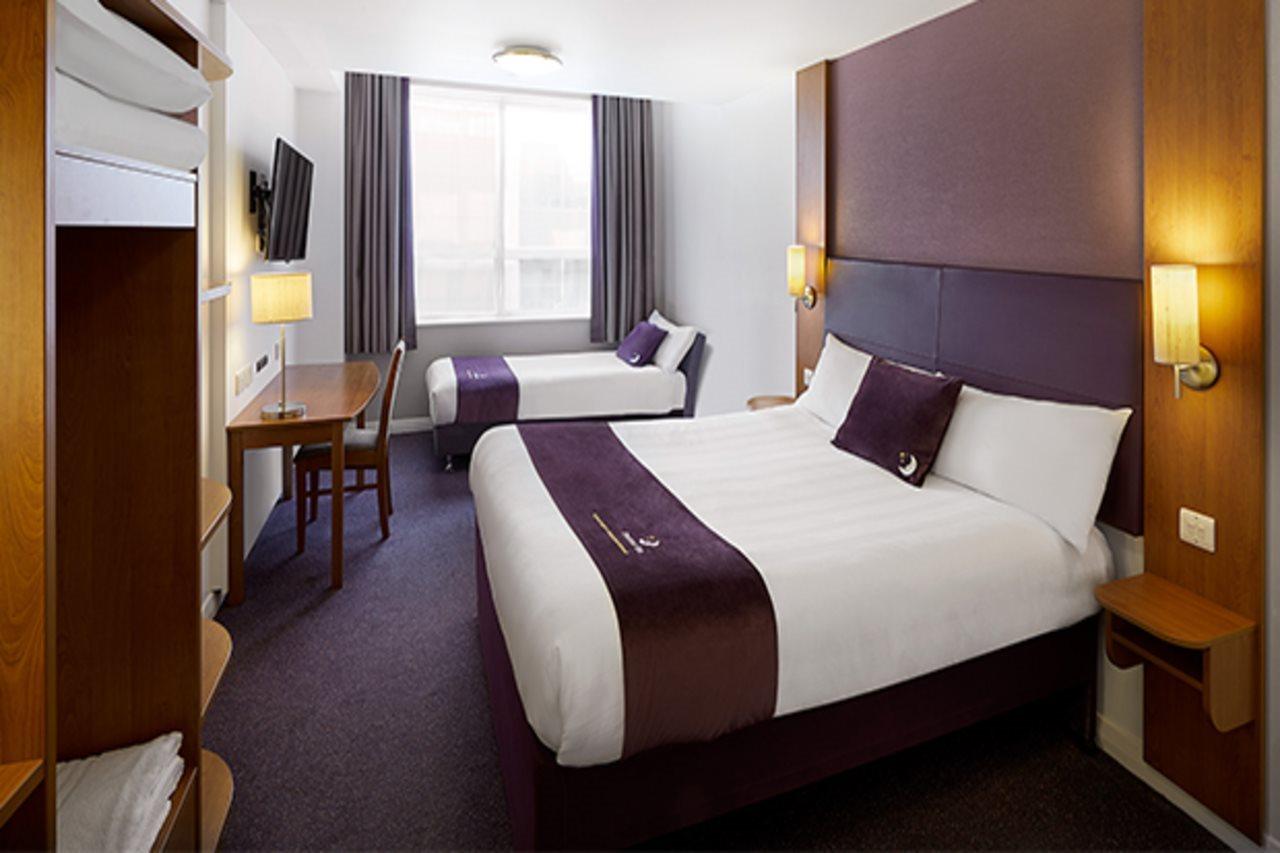 Premier Inn Inverness West Exterior foto