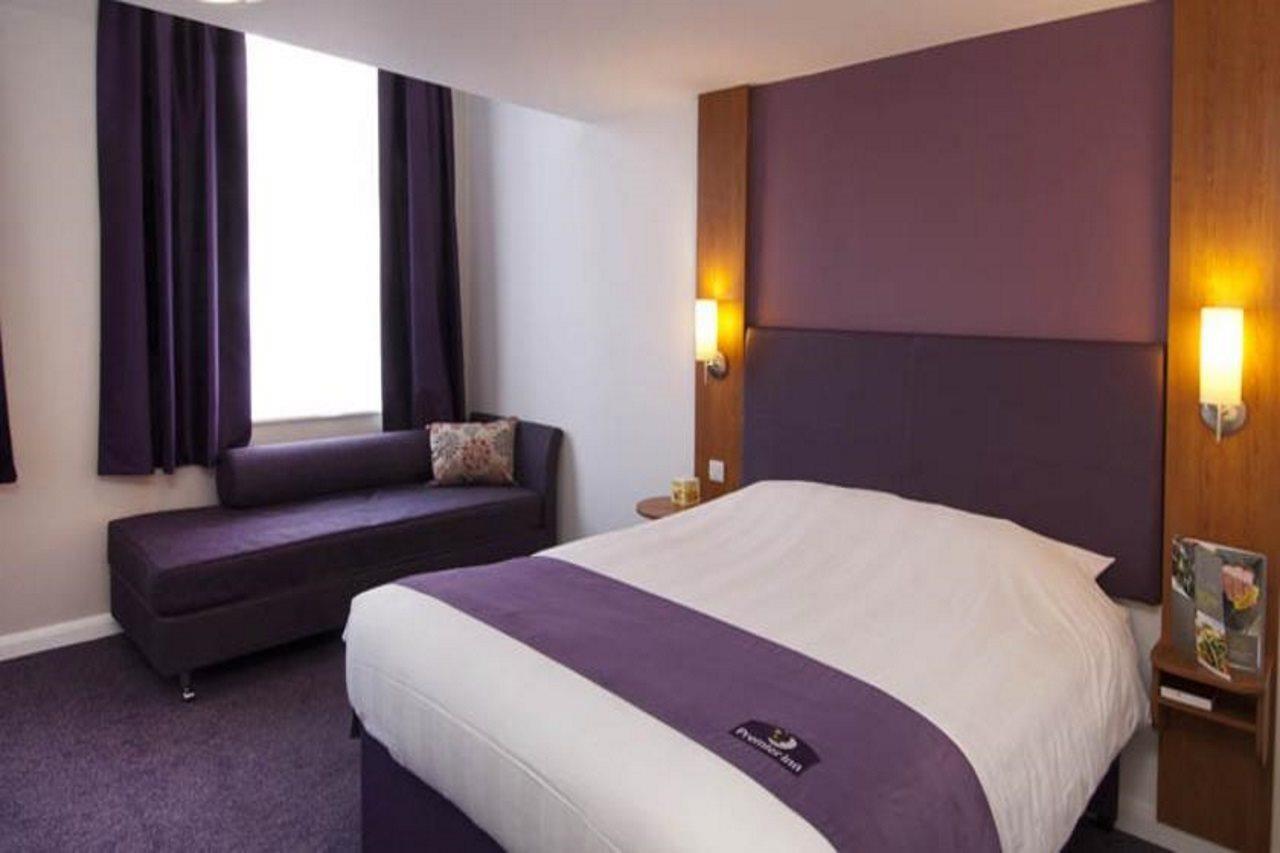 Premier Inn Inverness West Exterior foto