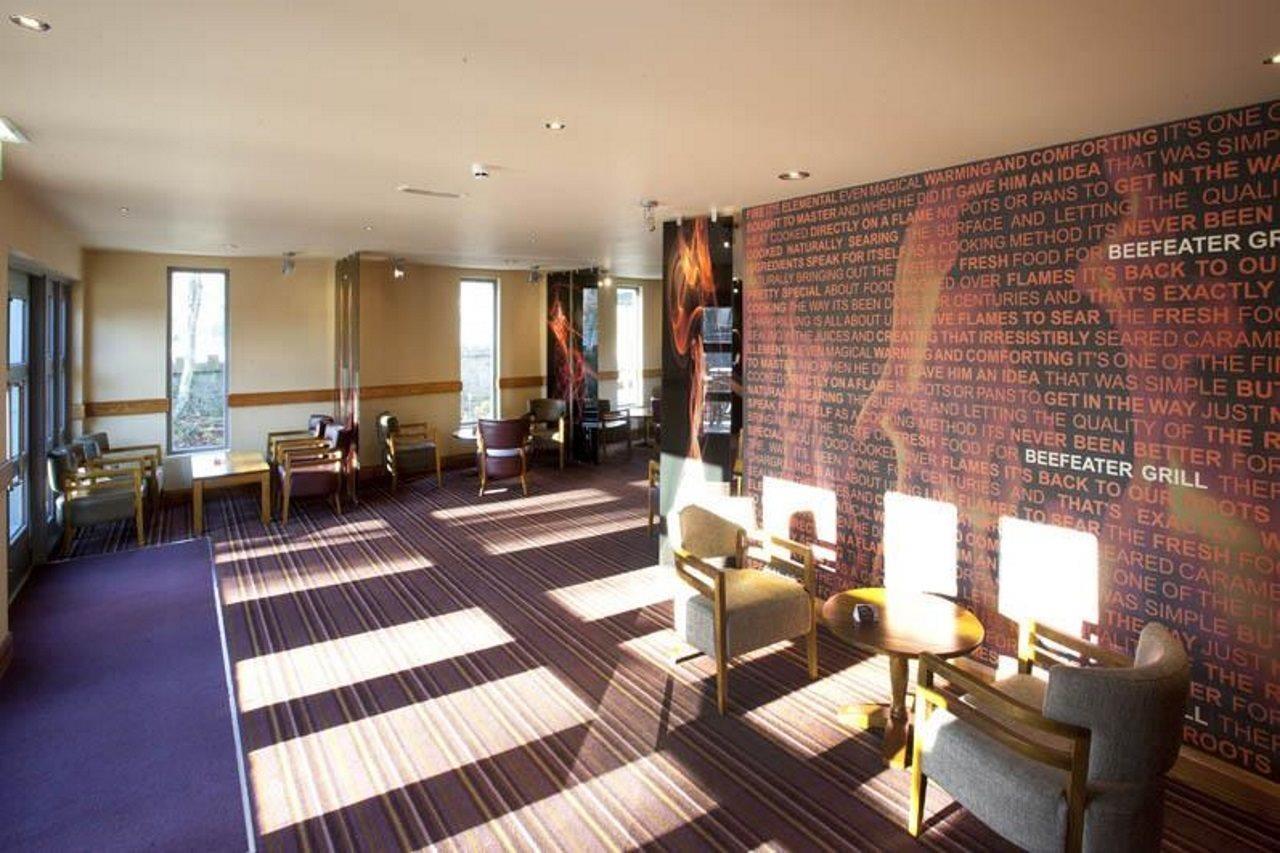 Premier Inn Inverness West Exterior foto